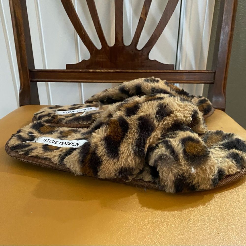 Steve Madden Faux Fur Leopard Criss Cross Slipper Slides